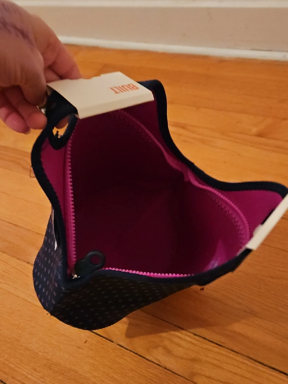 NWT *Built* Neoprene Gourmet Getaway Lunch Bag - Navy with Purple Dots